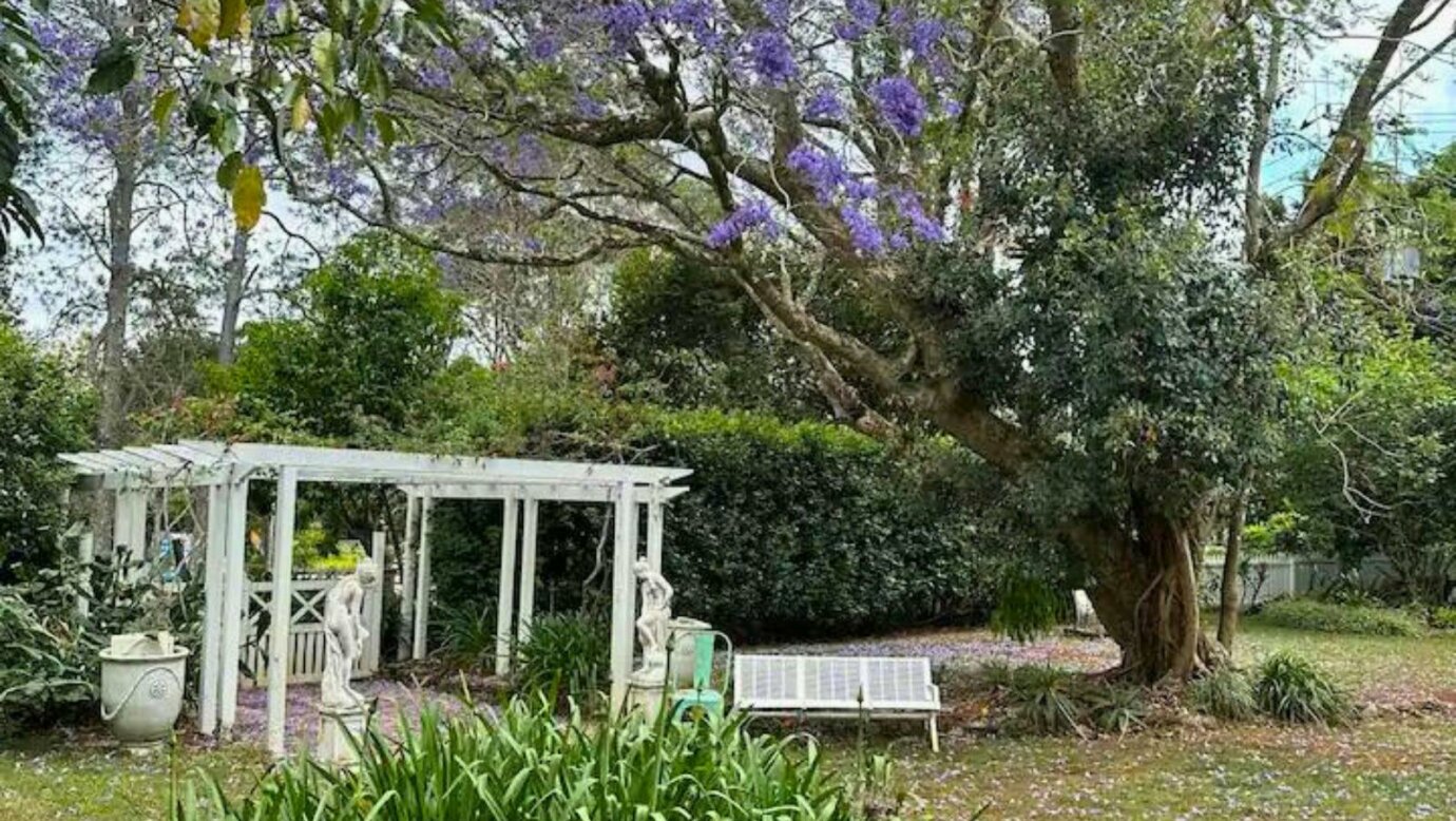 Camellia Cottage Grounds