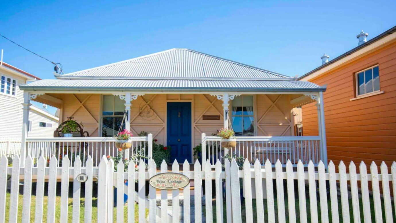 Wiss Cottage Front view