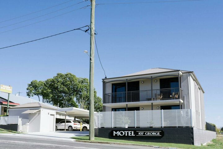 107 George Motel from the street