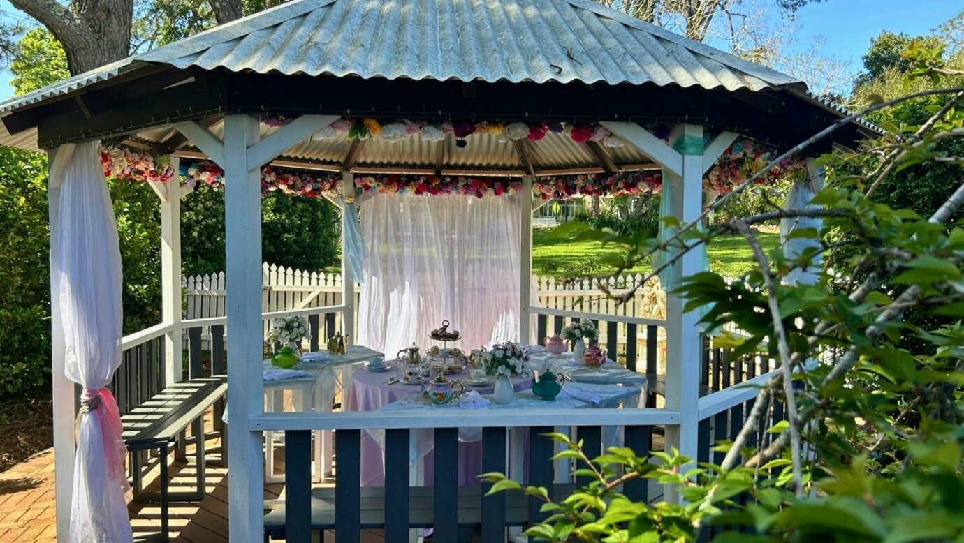 Grand Chameleon The Gazebo